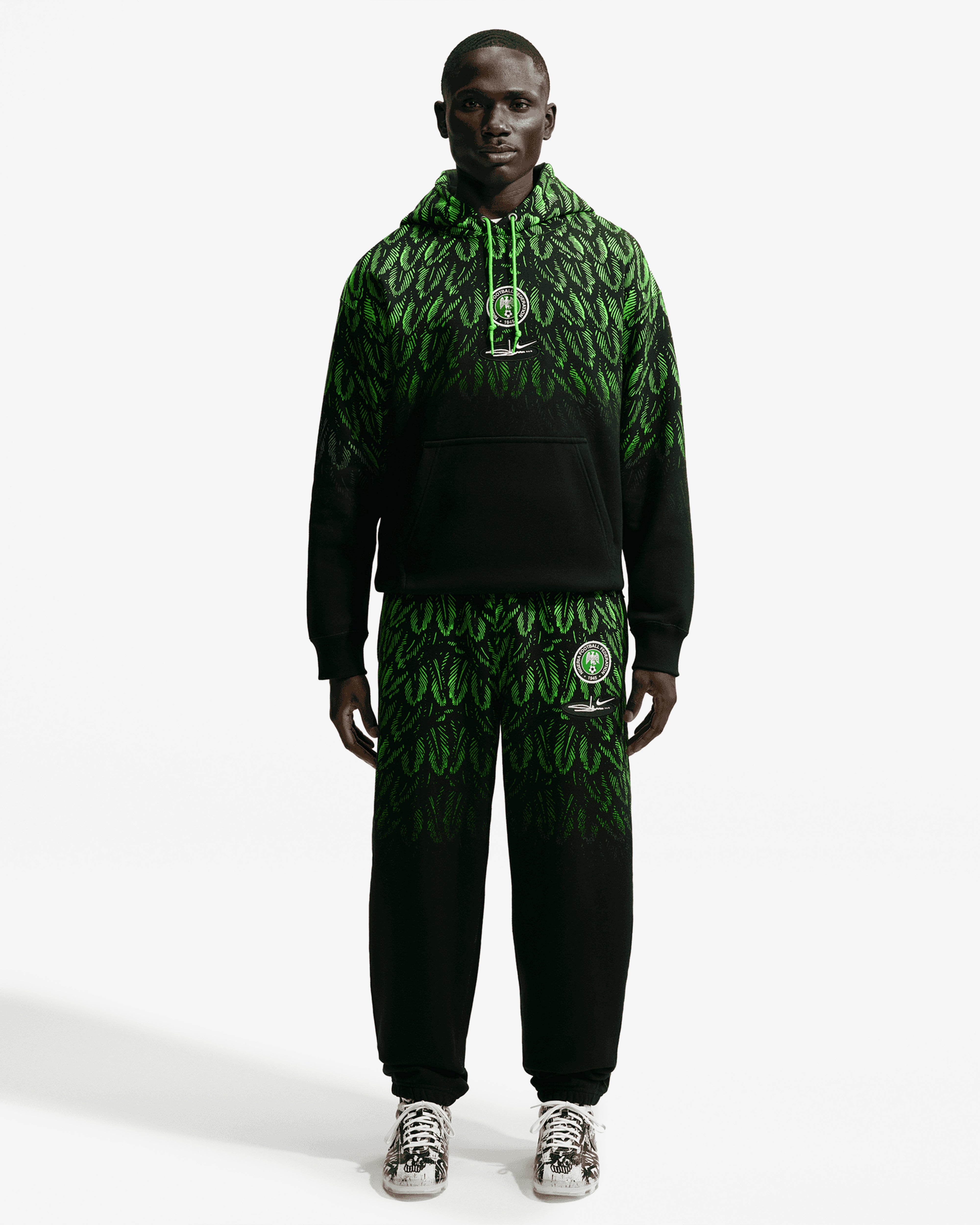 Nike: Slawn Nigeria Fleece Pullover Hoodie (Black/Poison Green 