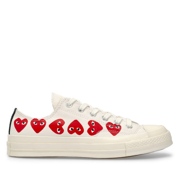 Play Converse - Multi Red Heart Chuck Taylor All Star ’70 Low Sneakers - (White)