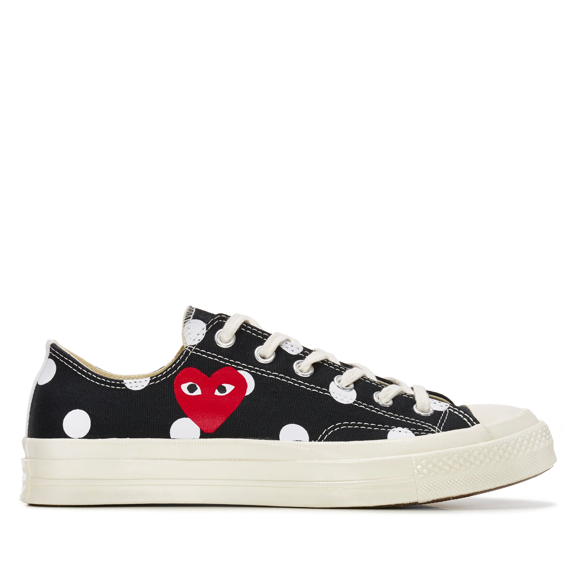 Play Converse Polka Dot Red Heart Chuck Taylor All Star ’70 Low Sneakers (Black)