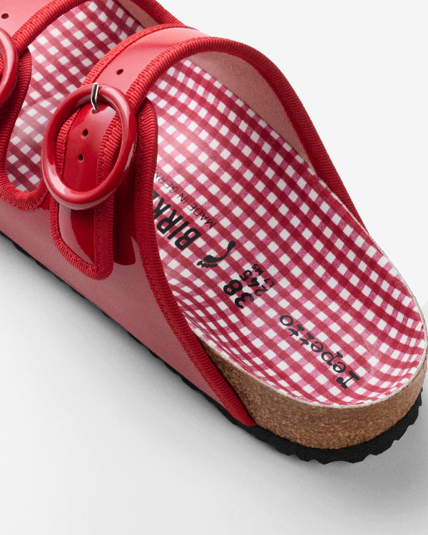 Birkenstock 1774 - Women's Repetto Arizona Round Buckle - (Flame Red)