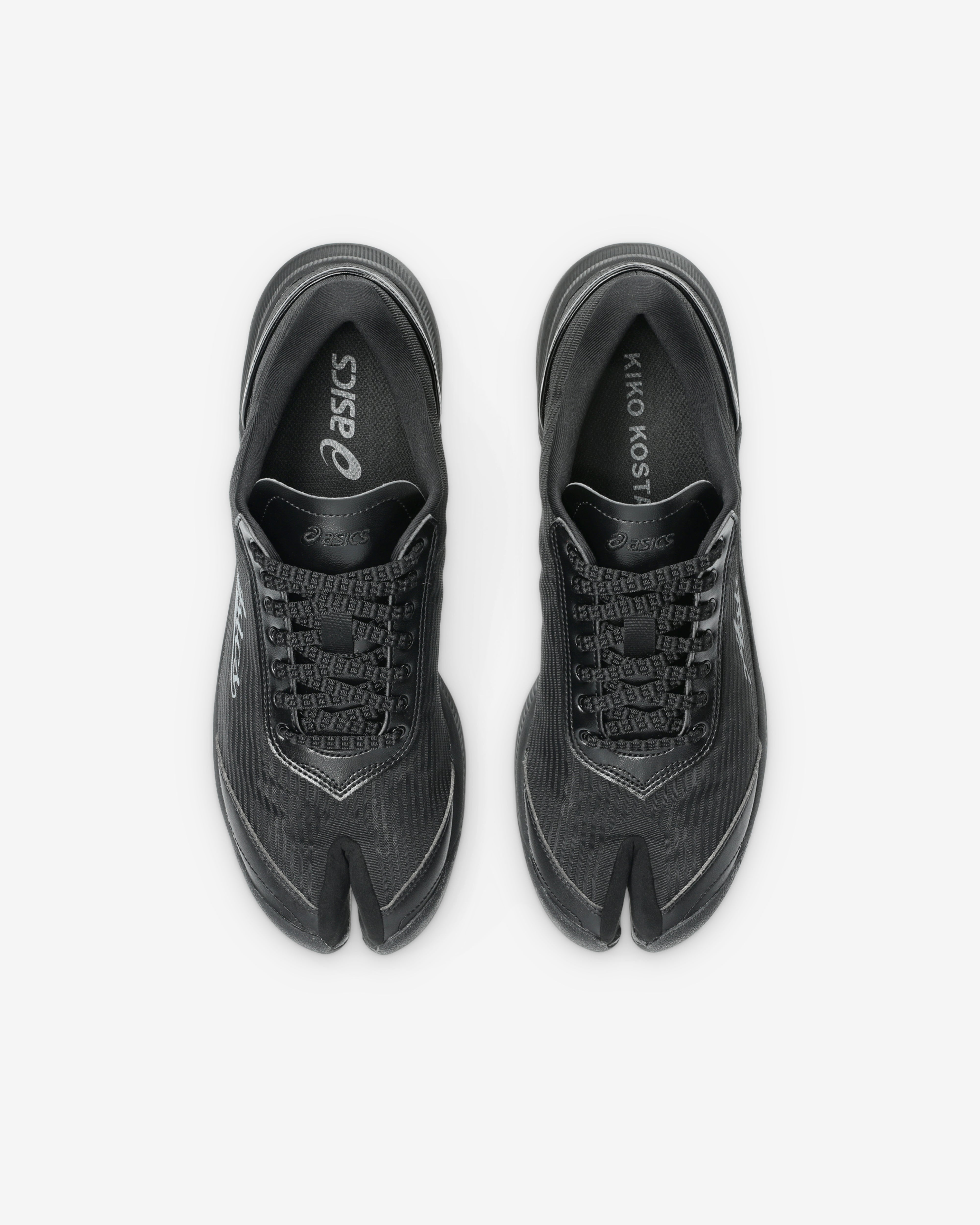 Asics: Men's Kiko Kostaninov Ilargi FF (Carbon) | Dover Street