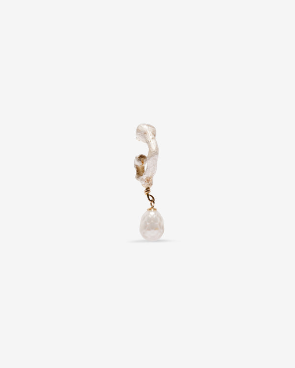 Weinan Pan - Bone Earring Dangling Pearl - (Silver/Gold)