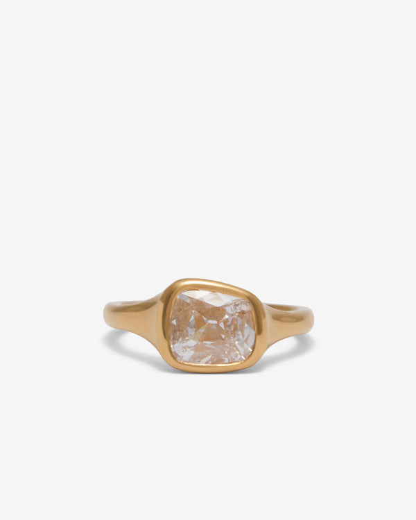 William Welstead - Asymmetric Cushion Cut Diamond Ring - (Yellow Gold)