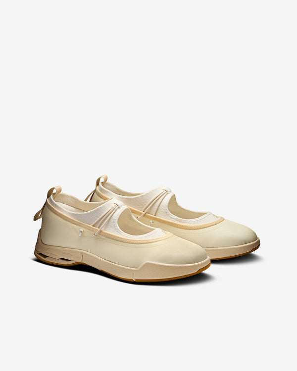 On-Running - Women's Zendaya Cloudnova Moon Mary Jane - (Dew/Antler)