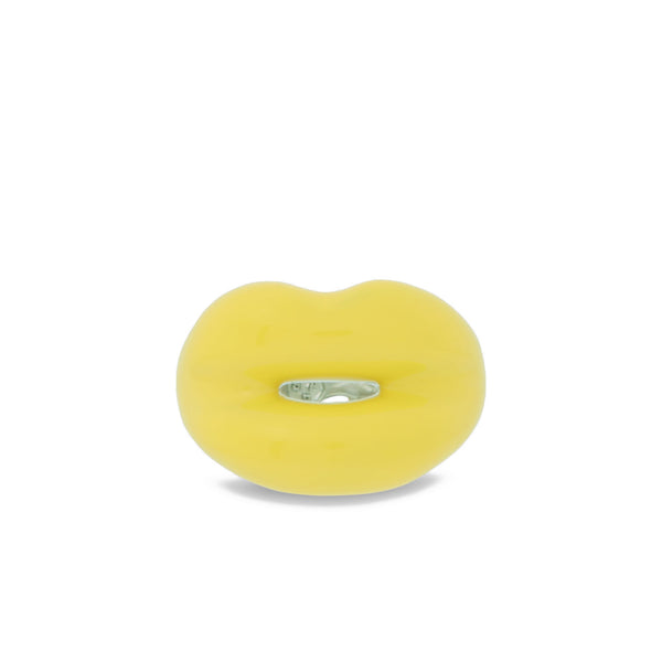 Solange - Hotlips Ring in Pastel Yellow