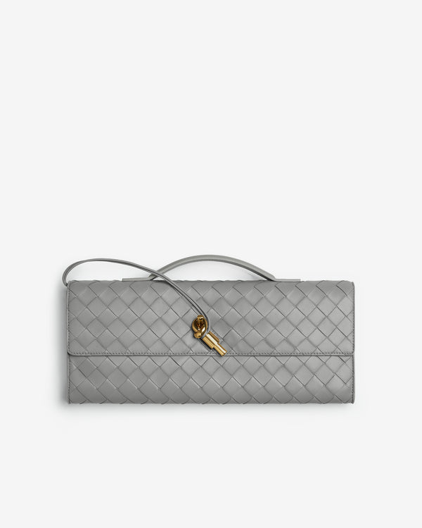 Bottega Veneta - Andiamo Clutch - (Sterling)