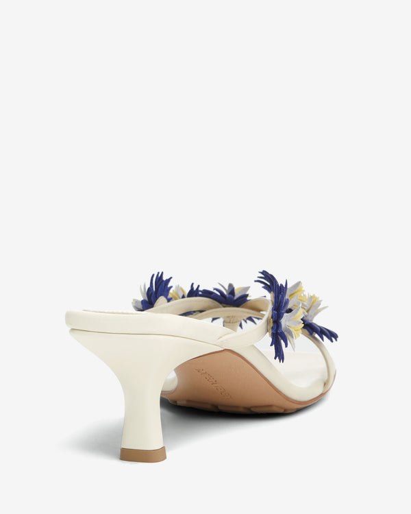 Bottega Veneta - Women's Riva Sandal - (Sea Salt)