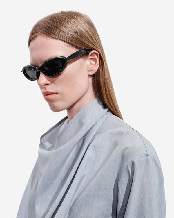 Bottega Veneta - Sardine Oval Sunglasses - (Black/Grey)
