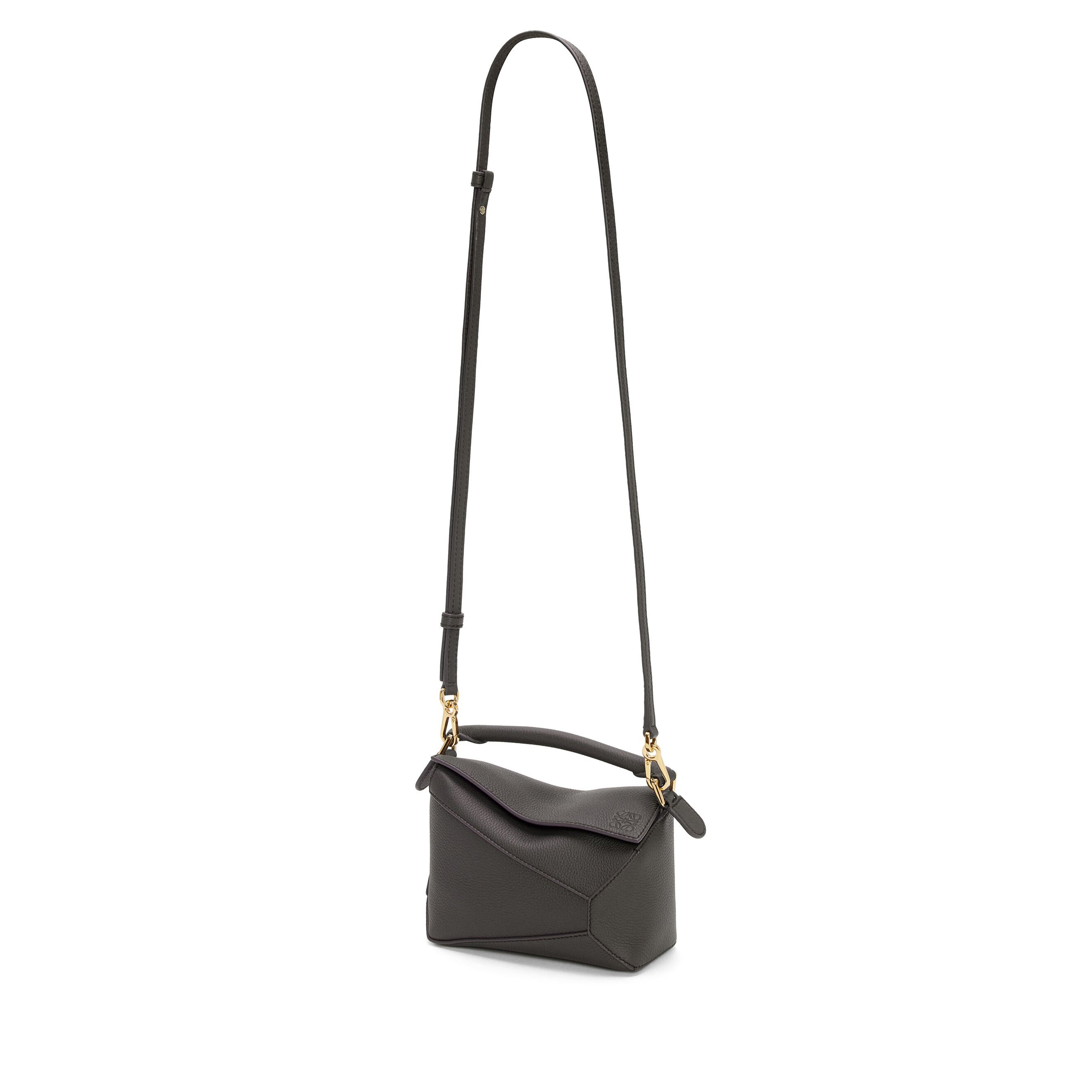 Loewe mini on sale puzzle bag black