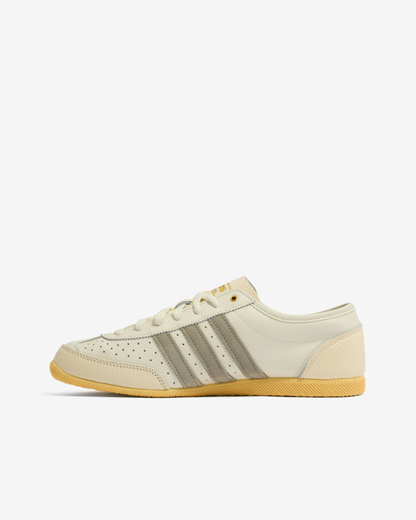 Adidas - Women’s Japan Decon - (Off White/Silver Pebble)