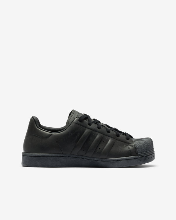 Adidas - Men's AVAVAV Superstar Shoes - (Carbon)