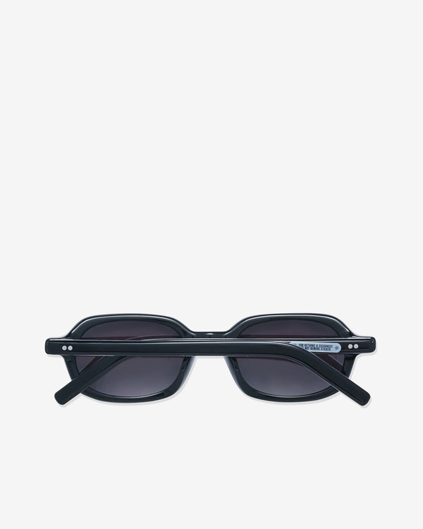 Akila - Psyche Sunglasses - (Black)