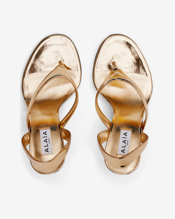 ALAÏA - Women’s Infradito Sandals In Laminated Leather - (Gold)