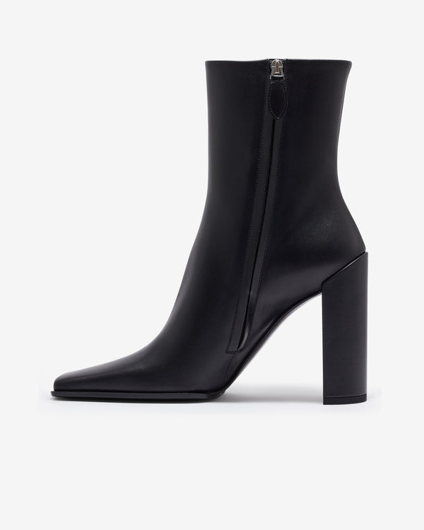 Alaïa - Women's Square Ankle Boots - (Black)
