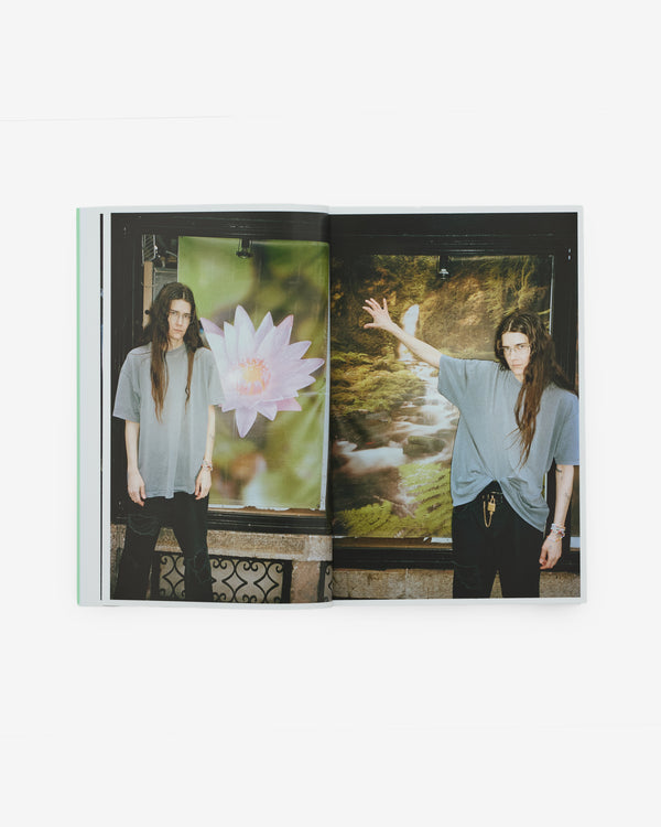 Idea Books - Anne Imhof's DOOM Book - (By Tess Petronio)