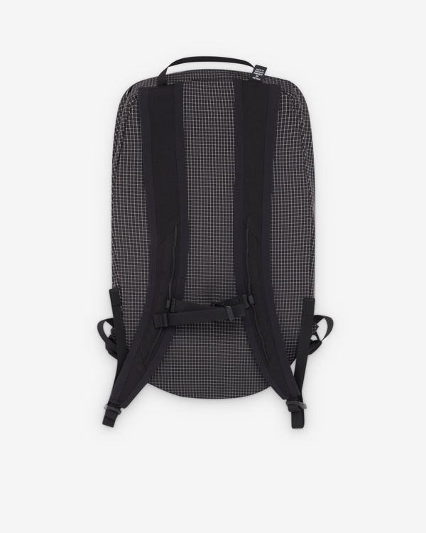 Arc'teryx - Men's Konseal 15 Backpack - (Black/Grid)