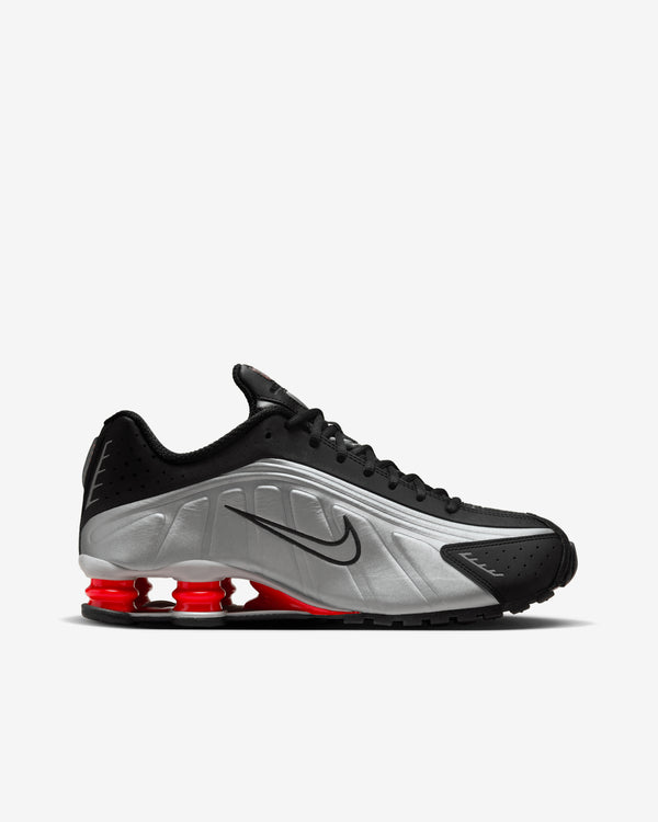 Nike - Men's Shox R4 - (Black/Metallic Silver BV1111-008)