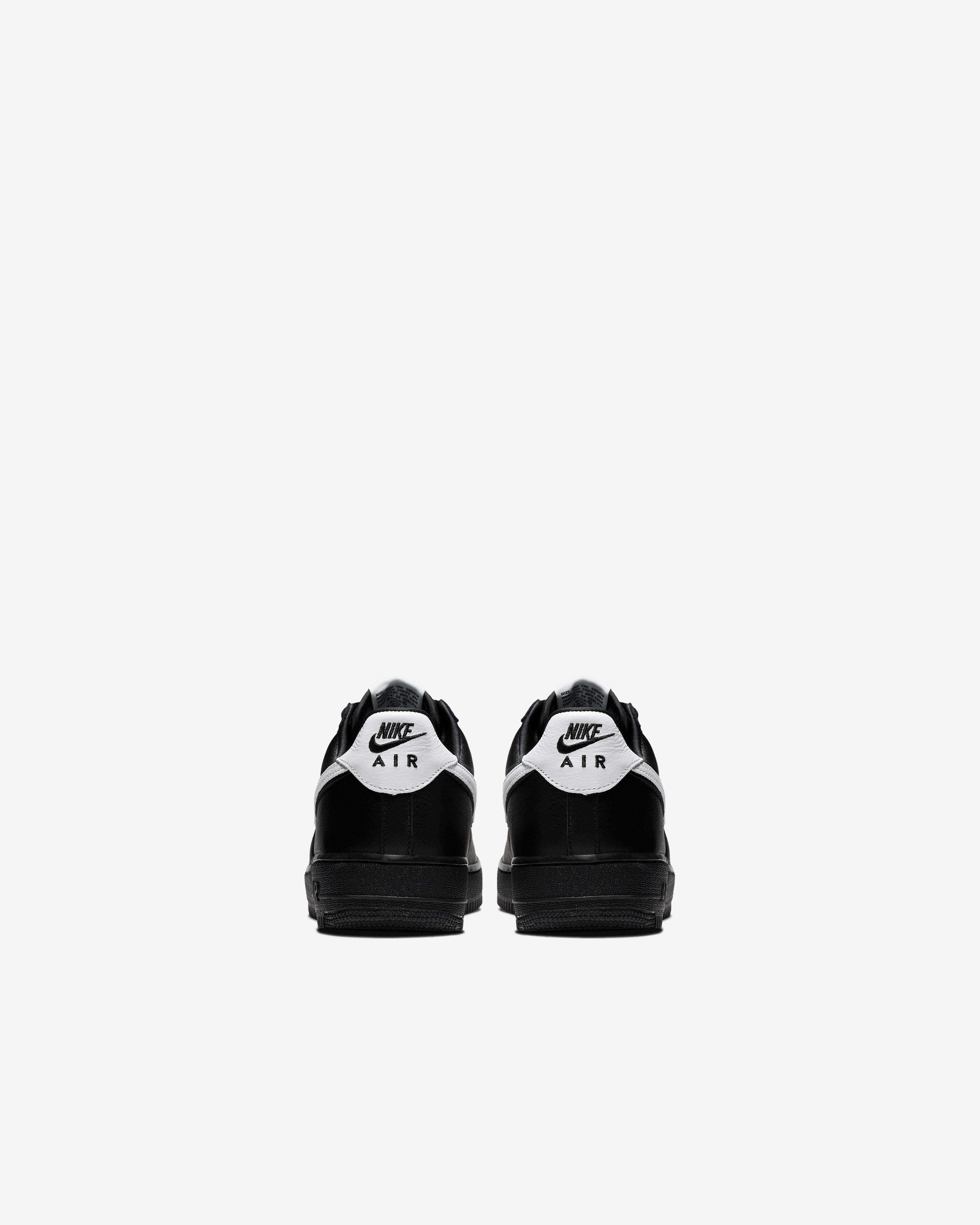 Nike - Men's Air Force 1 Low Retro QS - (CQ0492-001)