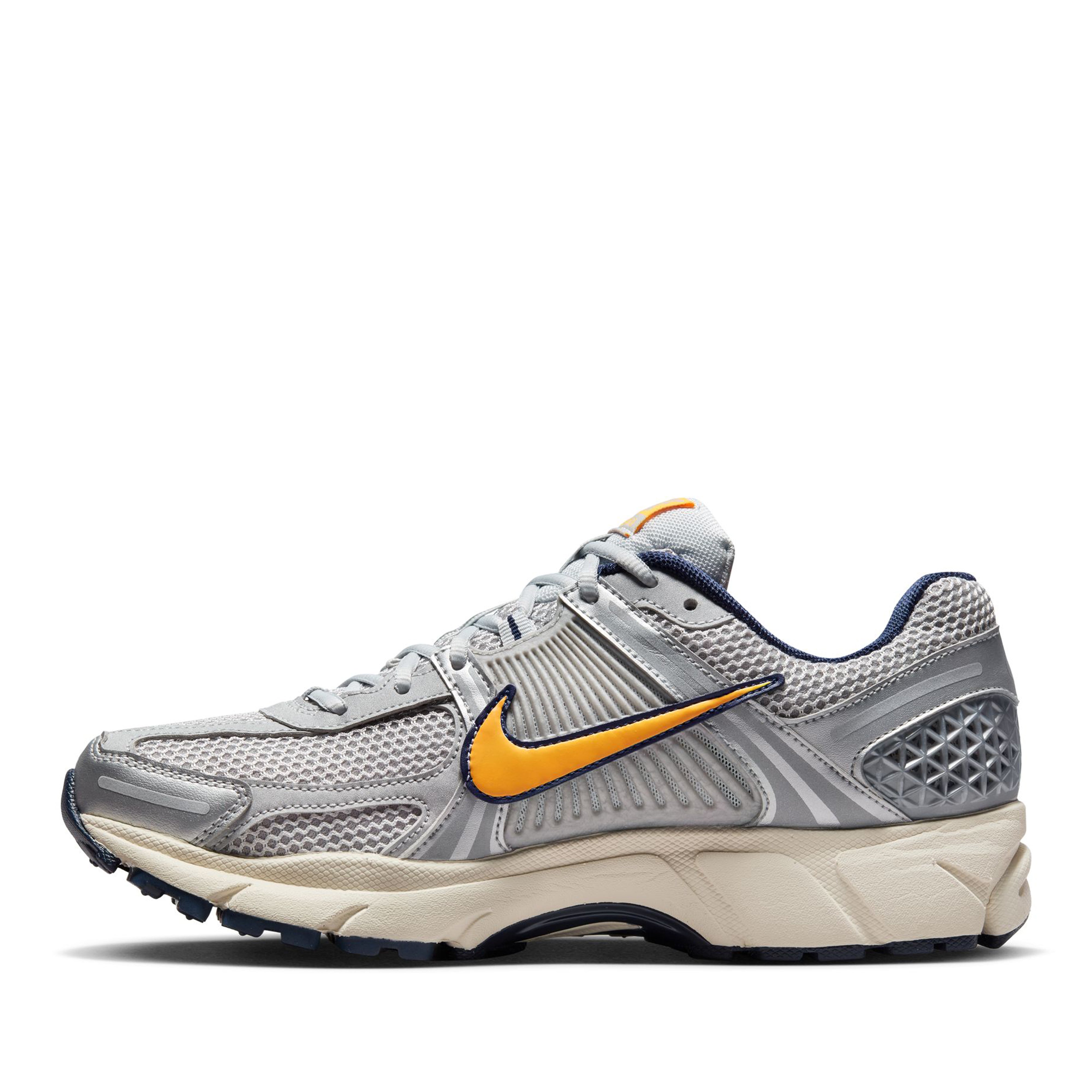 Nike Men s Nike Zoom Vomero 5 FJ4151 001 Dover Street