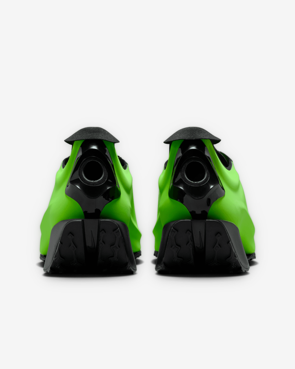 Nike - Women's First Sight Noir - (Electric Green)