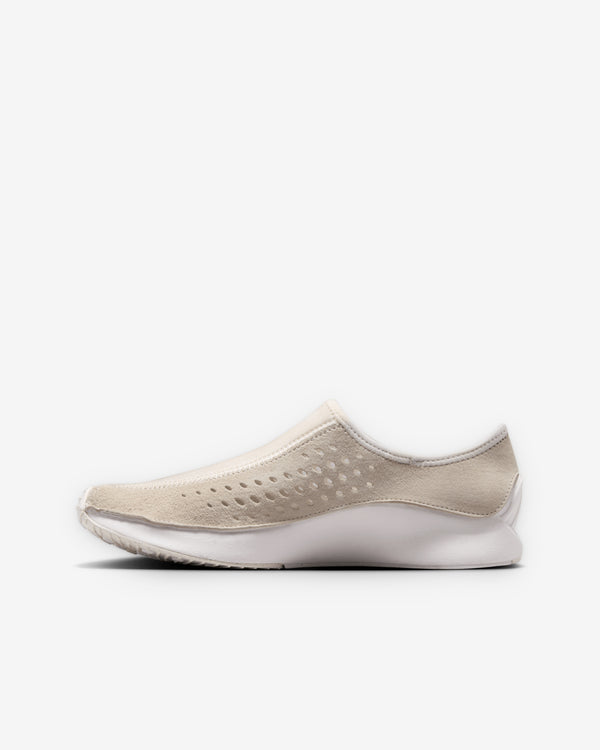 Nike - Women's Nike Air Superfly Moc - (Sail/White)