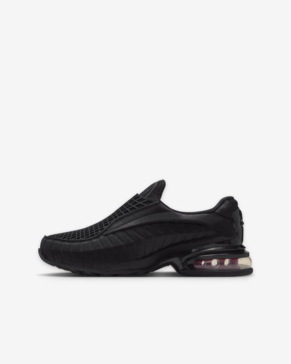 Nike - Women's Air Max Dolce - (Black/Sports Red)