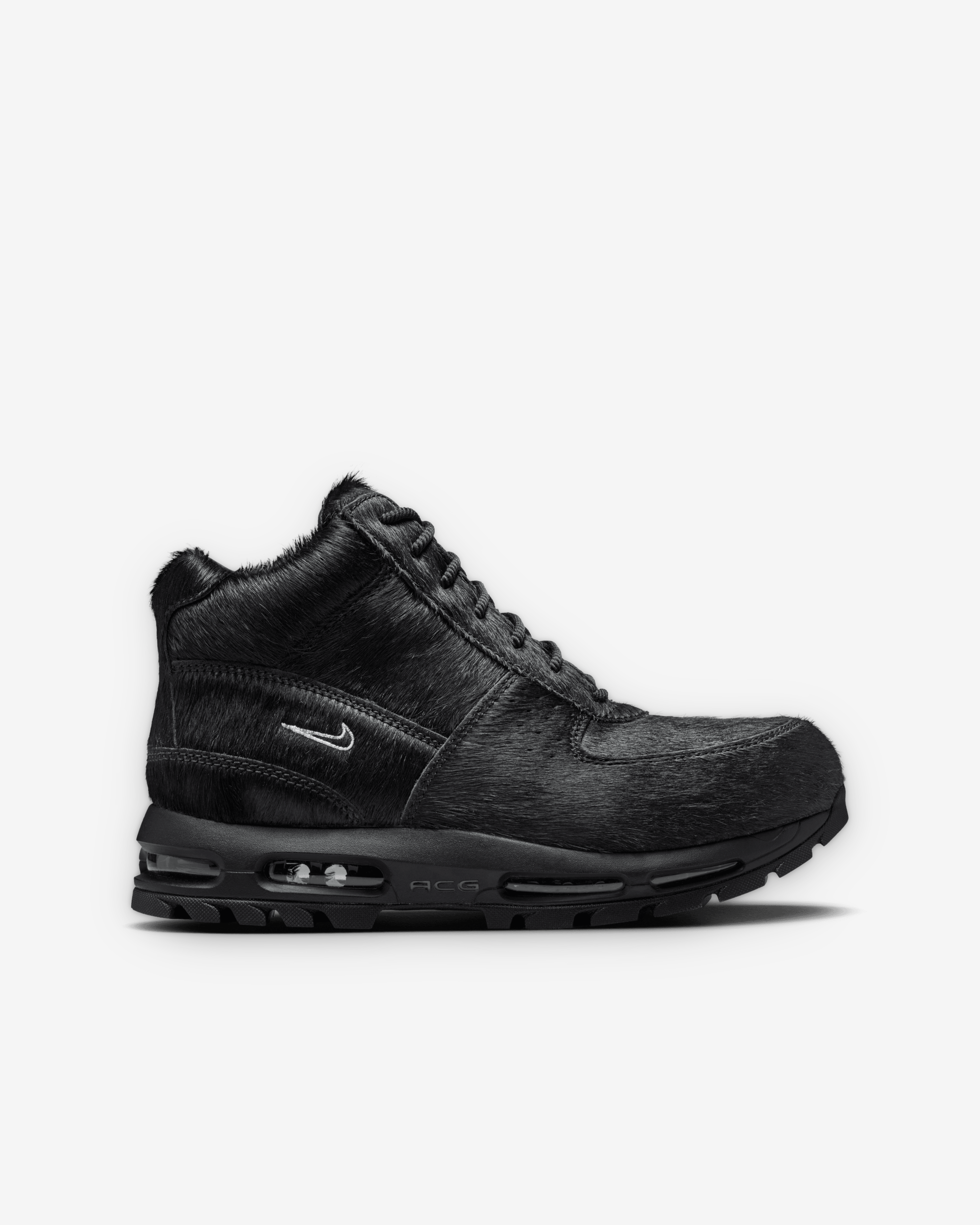 Nike: Men's Air Max Goadome Qs (Black/Black) | Dover Street Market Nike: Men's Air Max Goadome Qs (Black/Black) | Dover Street Market