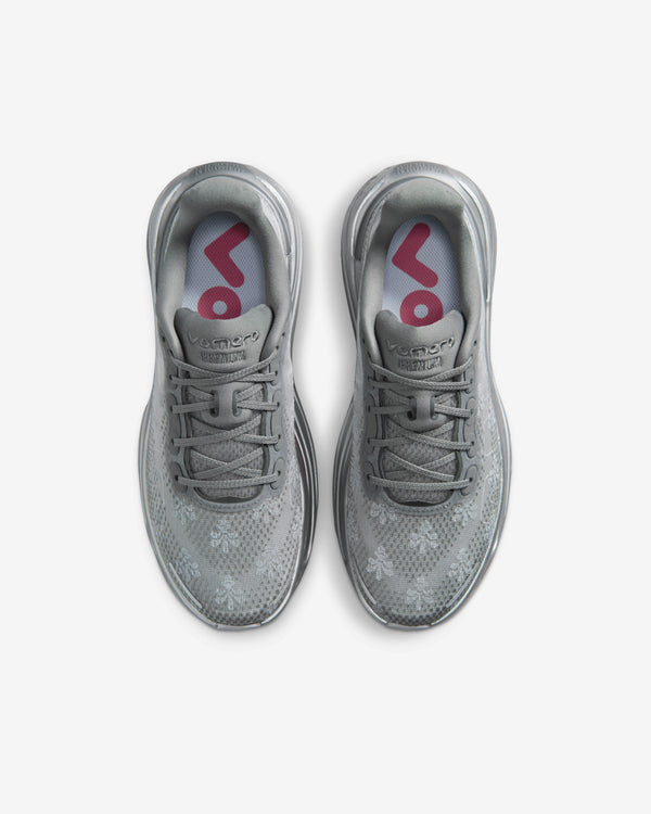 Nike - Women's Vomero Premium QS - (Geyser Grey/Peony)
