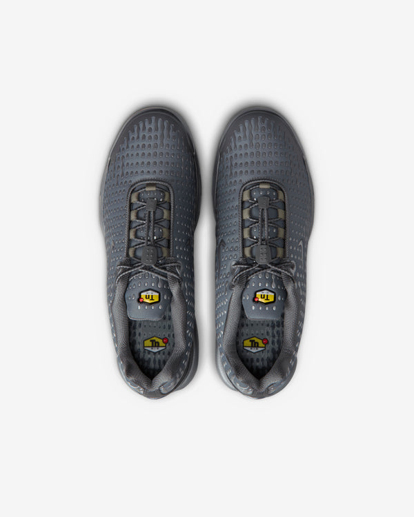 Nike - Men's Air Max Plus Vii - (Smoke Grey)