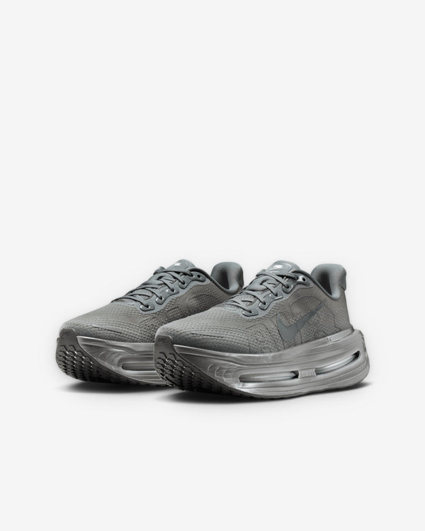 Nike - Women's Isamaya Ffrench Vomero Premium - (Smoke Grey)