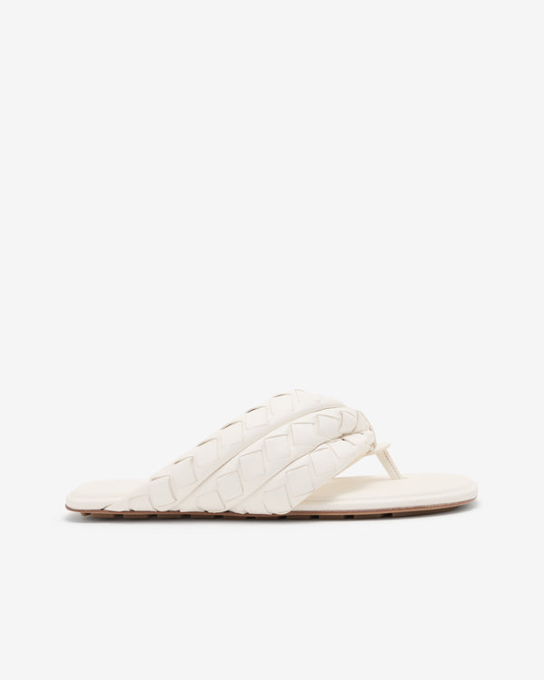 Bottega Veneta  - Women's Salsa Flat Thong - (Alabaster)
