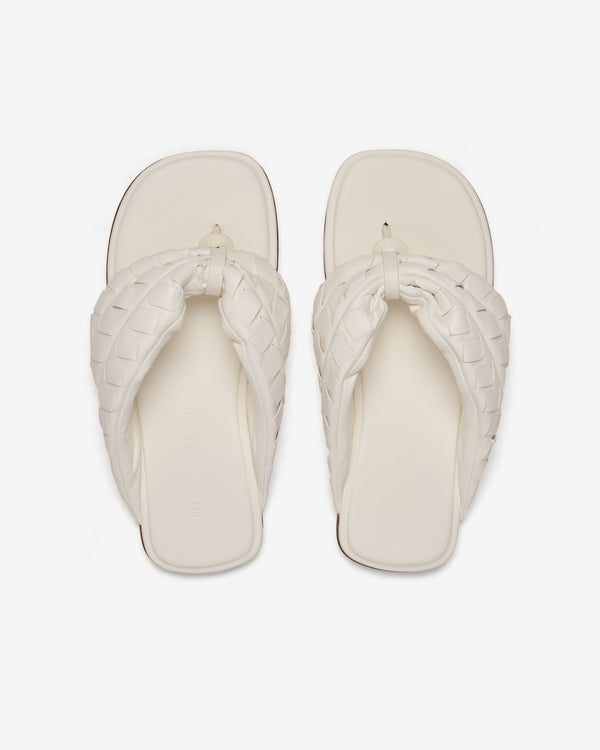 Bottega Veneta  - Women's Salsa Flat Thong - (Alabaster)