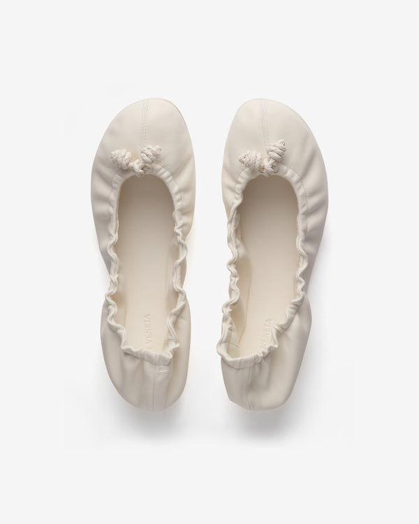 Bottega Veneta  - Women's Fantasmina Ballerina - (Alabaster)