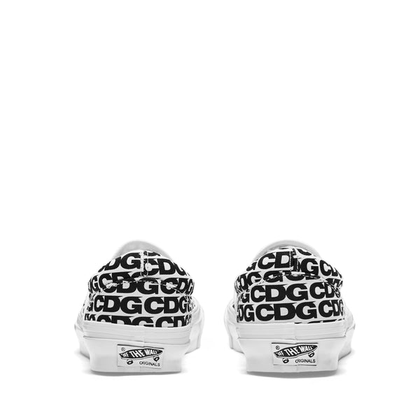 CDG - Vans Slip-On - (White)