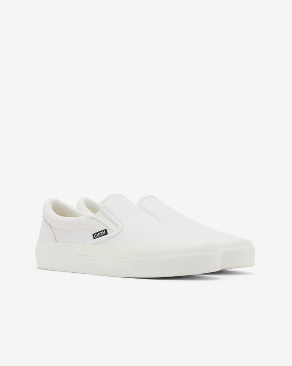 CDG_1360000159731_21802