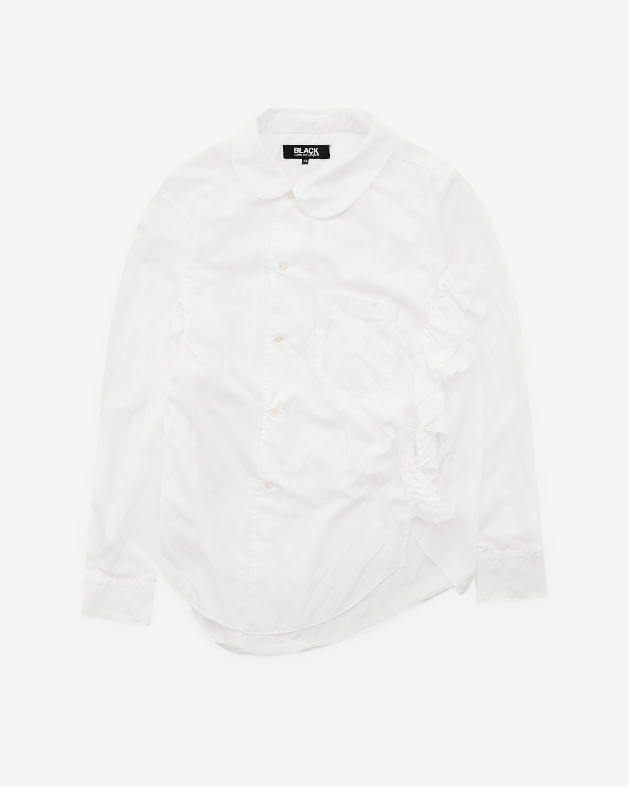 comme des garcons white dress shirt COMME DES GARONS PLAY HEART BUTTON DOWN SHIRT IN WHITE
