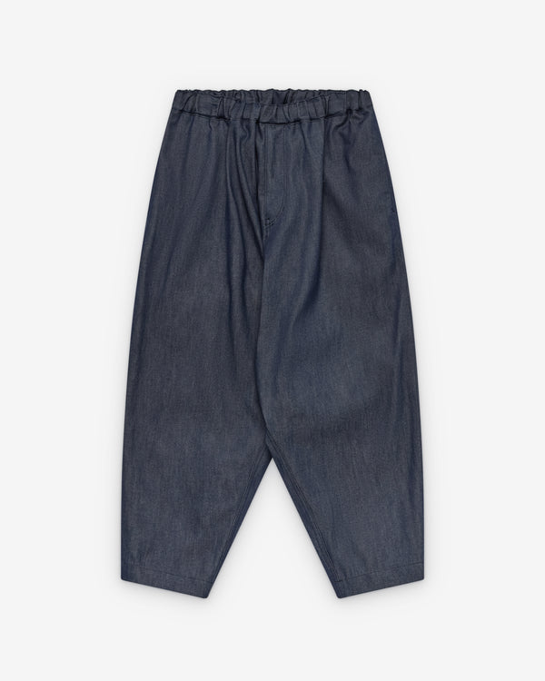 CDG_BLACK_1360000159343_23770