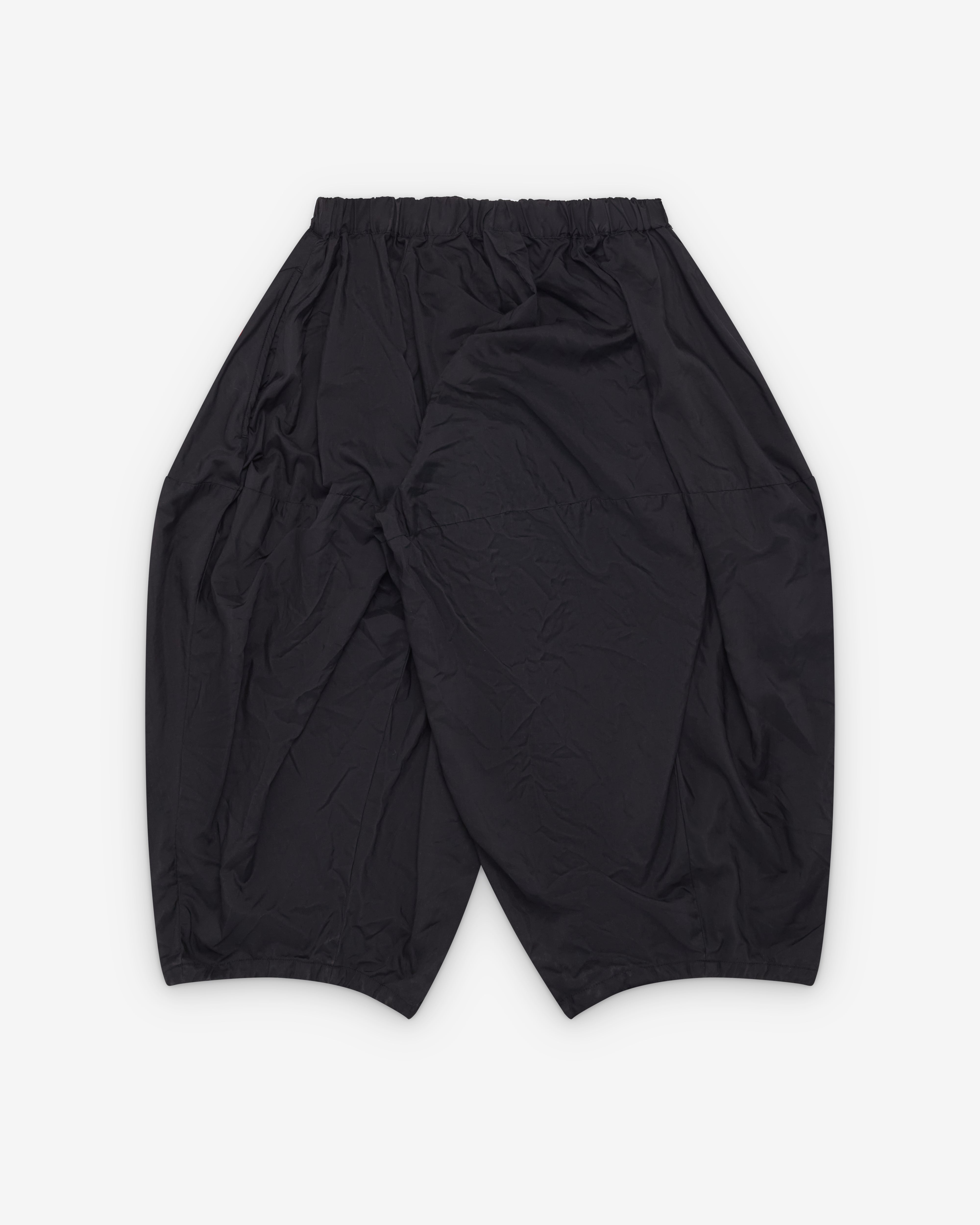 Black Comme des Garçons: Cropped Balloon Trousers (Black) | Dover