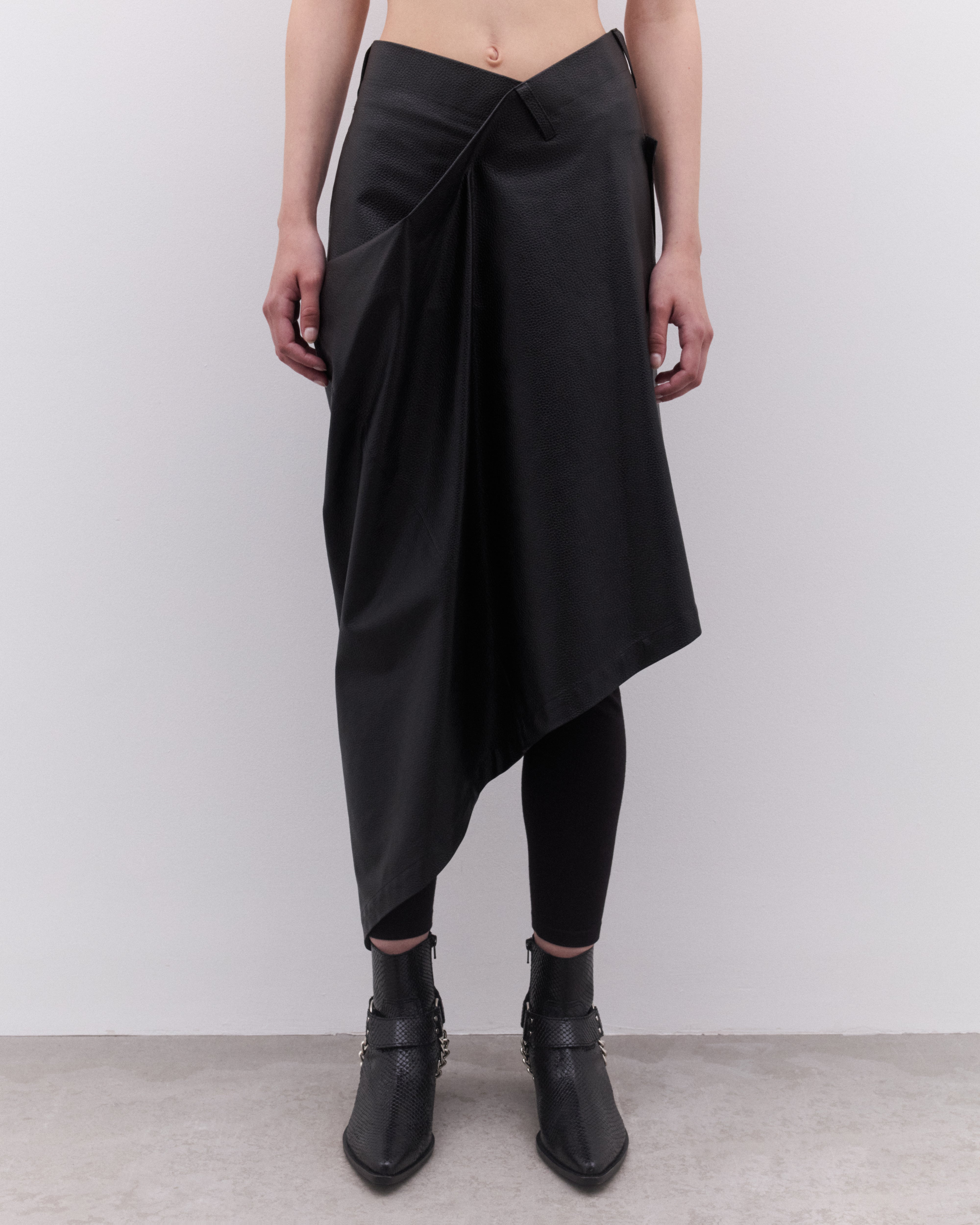 Junya Watanabe: Women's Wrap Asymmetric Skirt (Black) | Dover