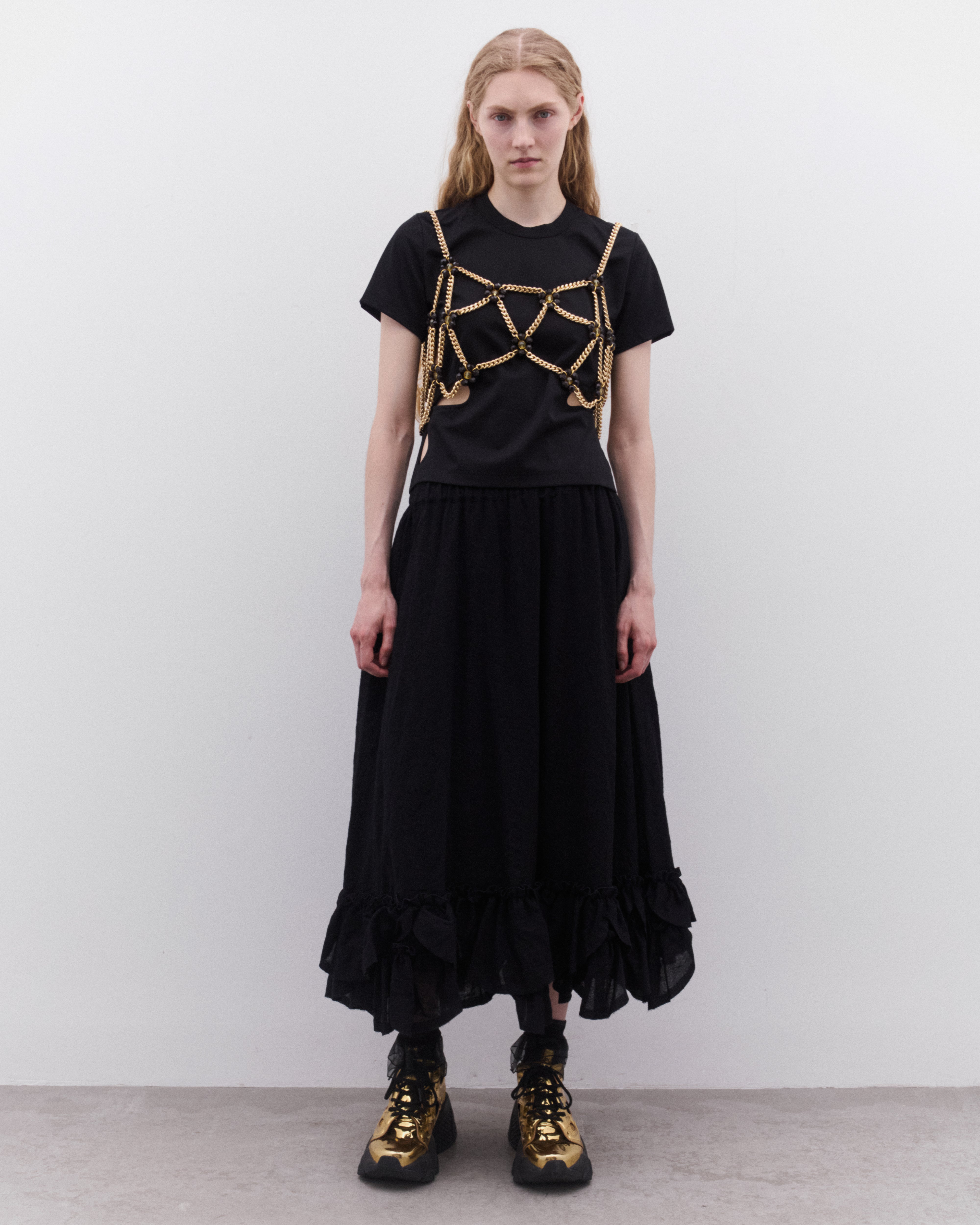 Noir Kei Ninomiya: Women's Ruffle Hem Wool Skirt (Black) | Dover