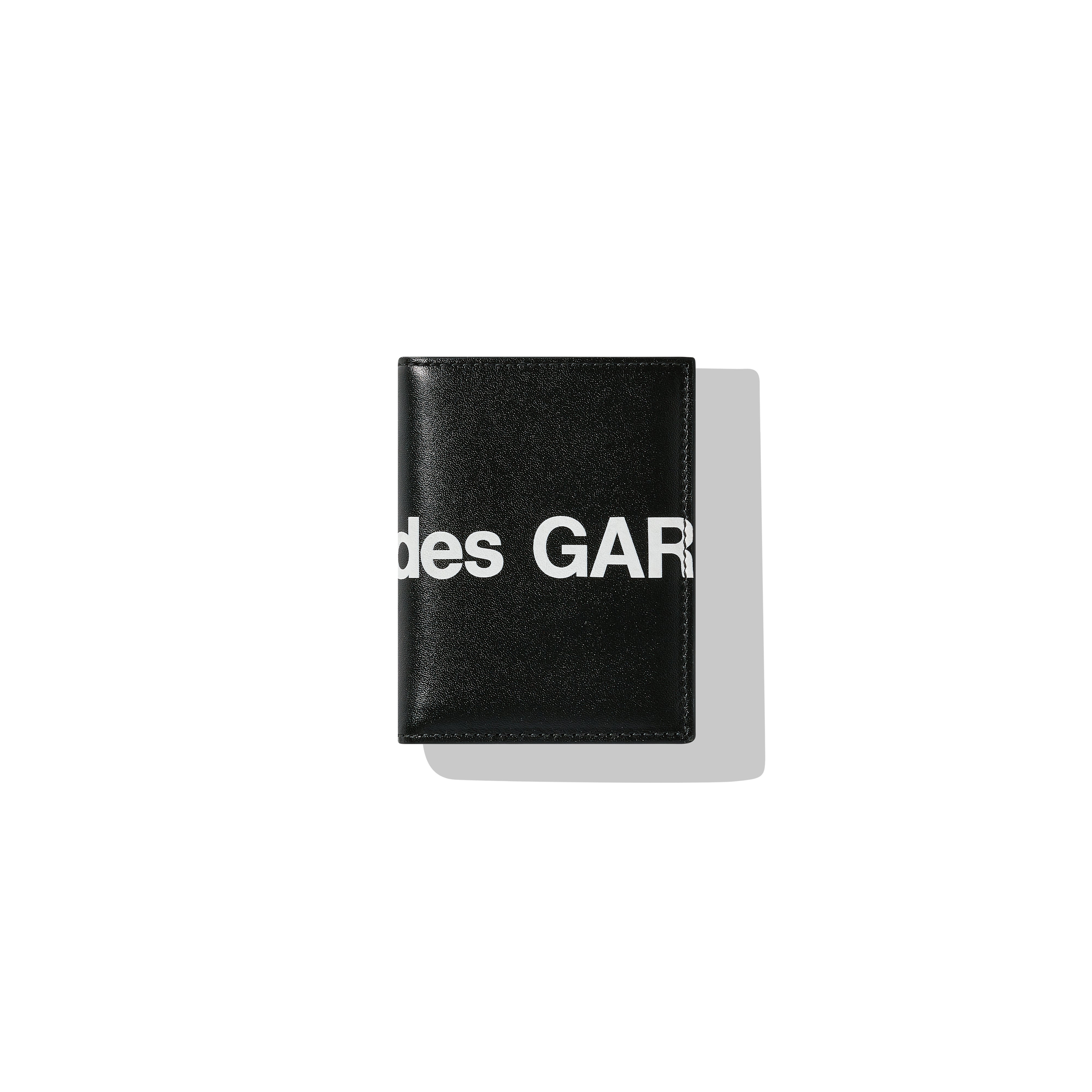 CDG Wallet: Huge Logo Wallet Bifold Wallet (Black SA0641HL) | DSML E-SHOP