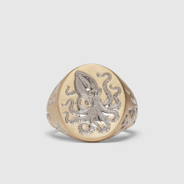 Castro - Different Minds Ring - (Gold/White)