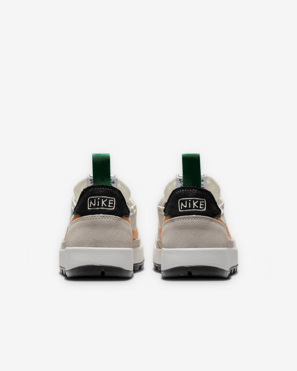 Nike - NikeCraft General Purpose Shoe - (Light Cream/Pine Green)