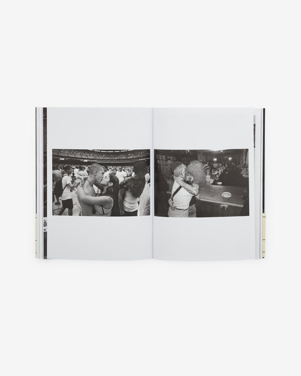 Idea Books - Derek Ridgers Hello, I Love You - (Multi)