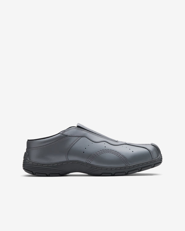 Dr Martens - Men's Aurix Mule - (Gunmetal)