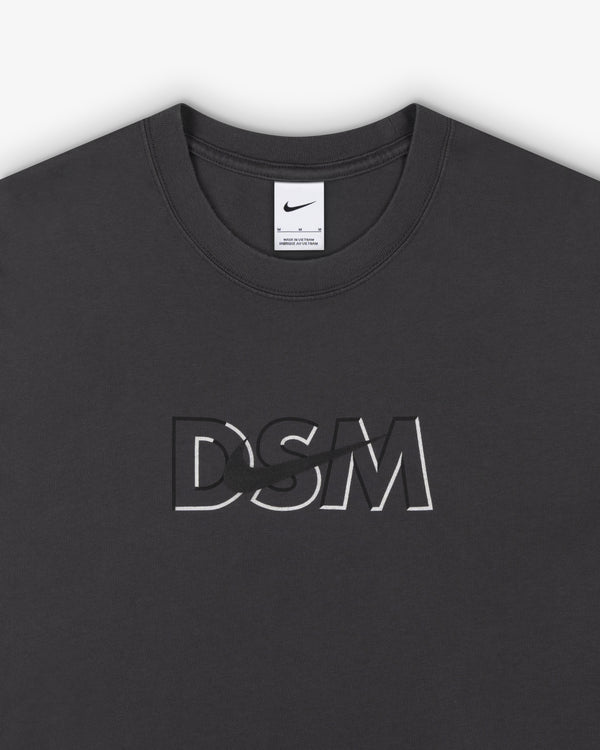 Nike - Men's DSM Vintage T-Shirt - (Anthracite)