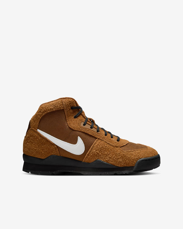 Stüssy - Men's Nike Air Baltoro SP - (Light British Tan)