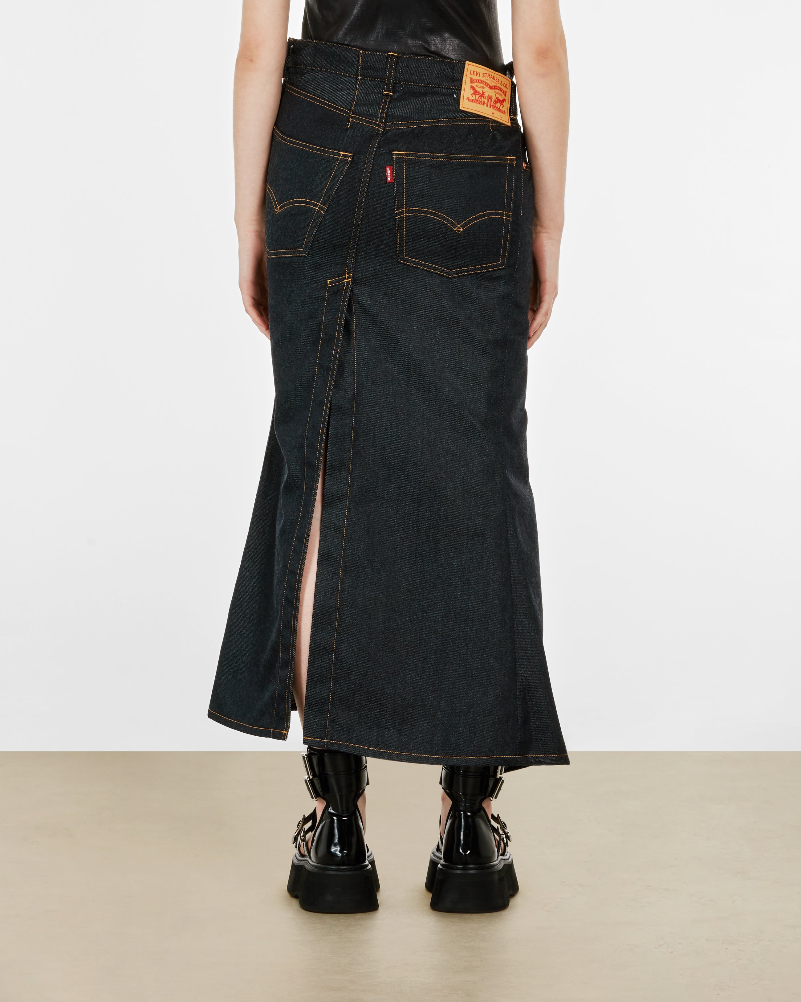 Levis on sale twisted skirt