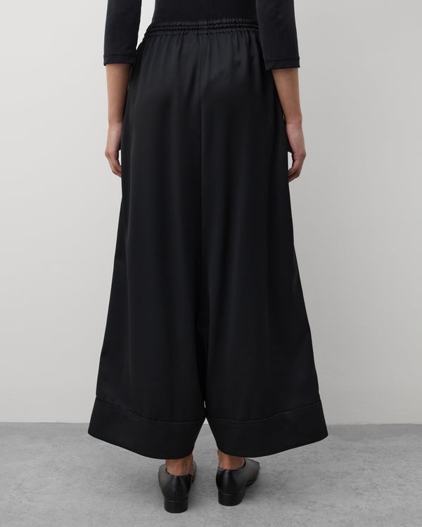 Junya Watanabe - Women's Wide Leg Cuffed Trousers - (Black)