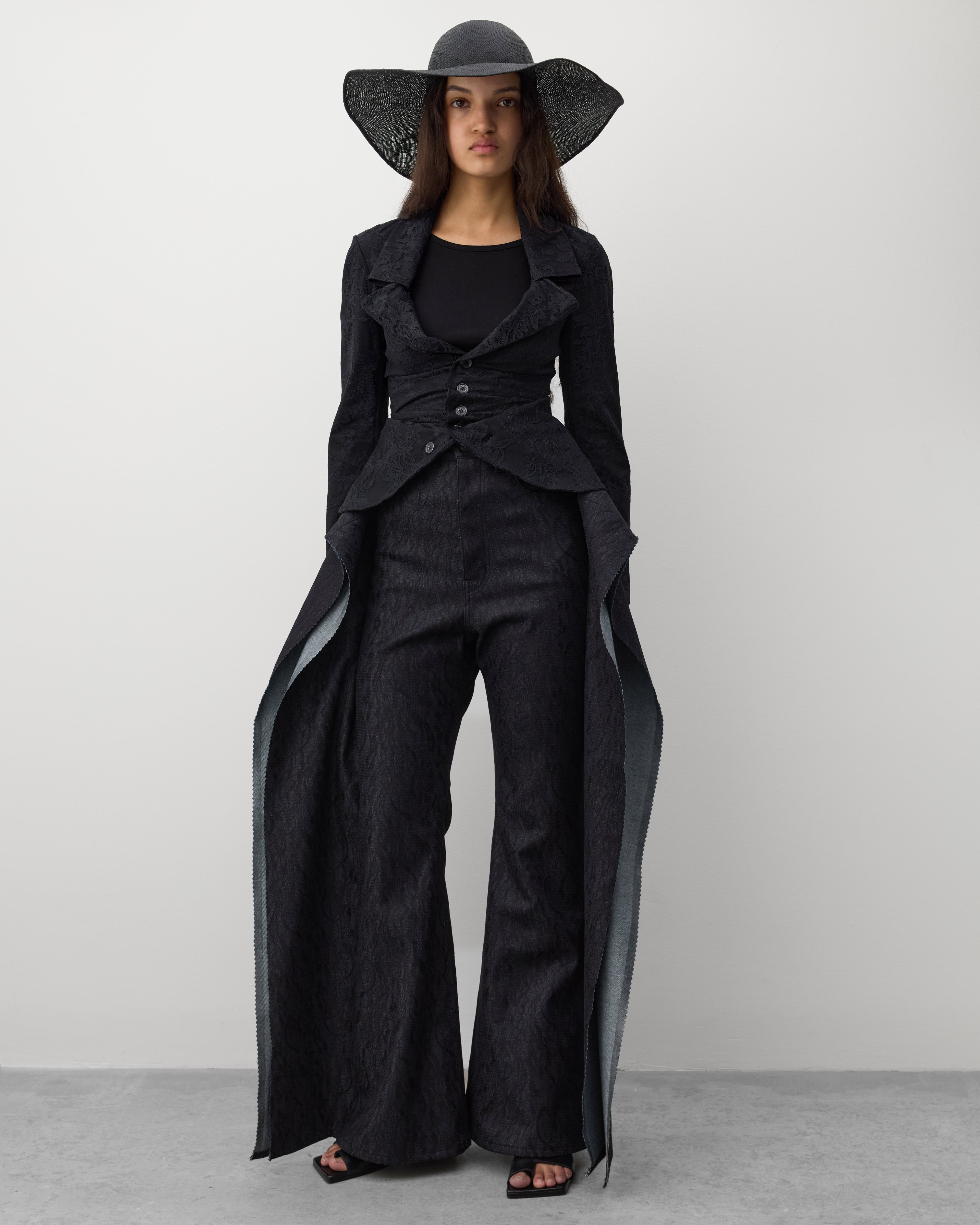 パンツ junya watanabe boarder destroy leggings Junya Watanabe: Women's Raw Edge Oversized Trousers (Black